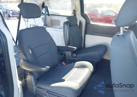 2010 Dodge Grand Caravan Sxt из США, поврежденный, VIN 2D4RN5D12AR219335